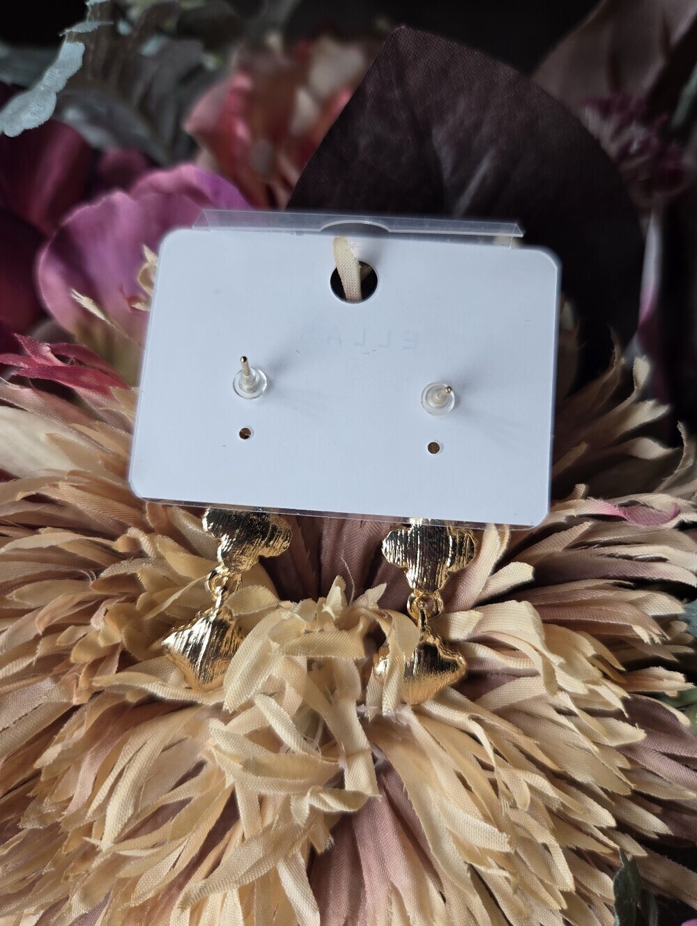 NWT ELLAS Black and Gold Clover Drop Earrings - Picture 9 of 16